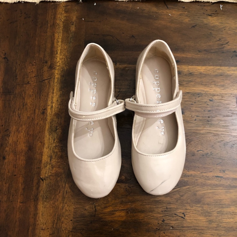 Copper Key Mary Jane Shoes Girls Beige, Block Heel, Size 1 M